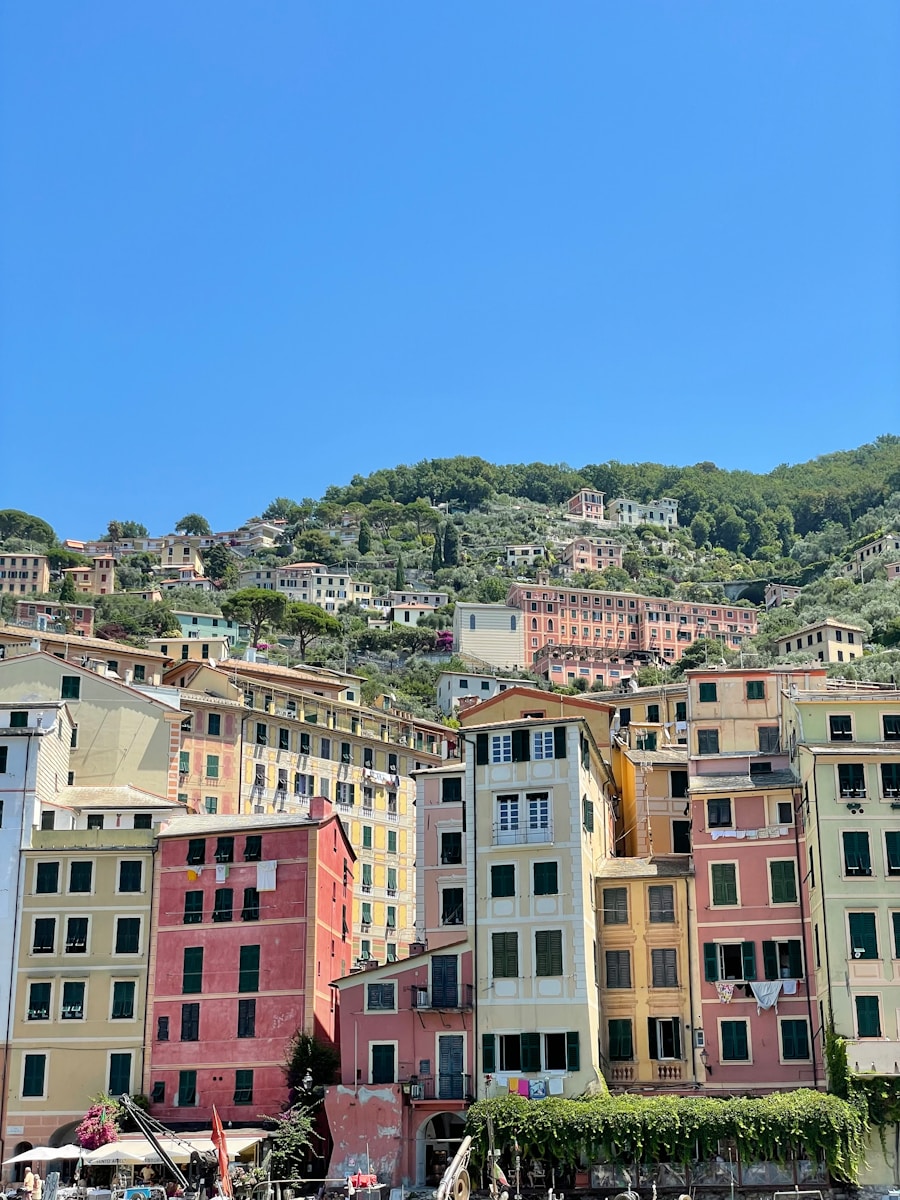 Un giorno a Camogli: esplora il pittoresco villaggio di Genova
